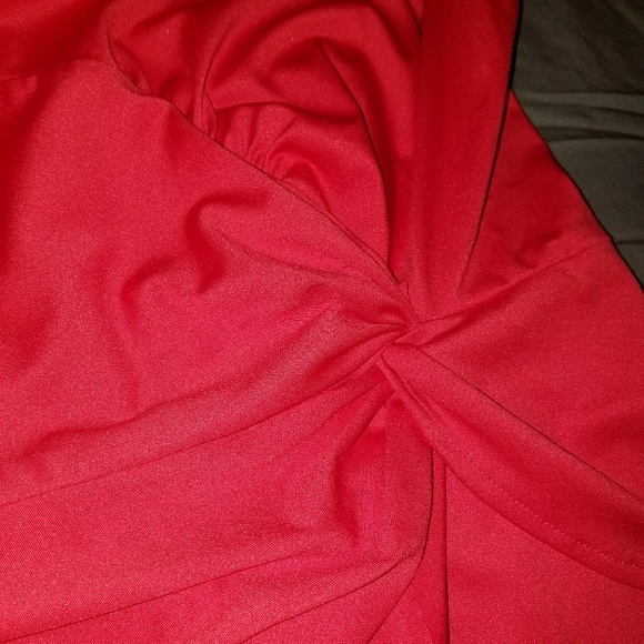 Dress - Picture 3 of 3